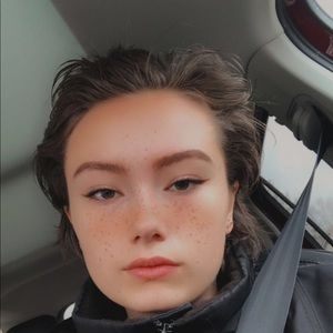 Meet your Posher, Lilly